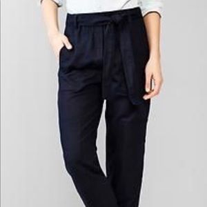 Gap tie waist pants.